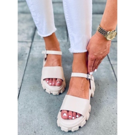 Sandals on a thick Saint Beige sole 2