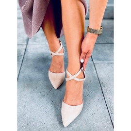Pumps on the post Lizzie Beige 2