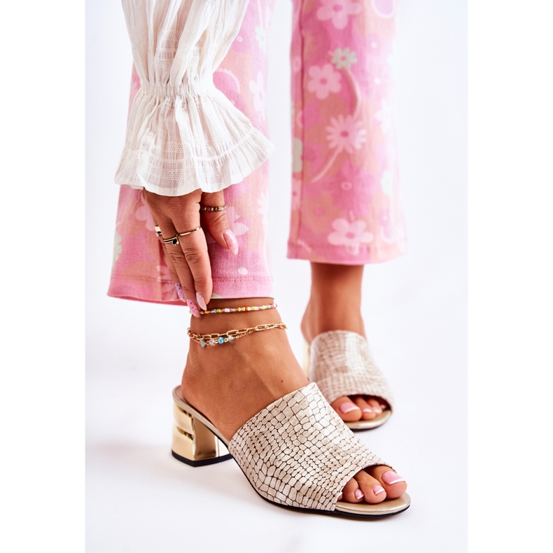 PA2 Leather Women's Slippers Crocodile On Heel Beige Perry 1 PA2 Leather Women's Slippers Crocodile On Heel Beige Perry 1