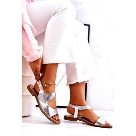 Leather Buckle Sandals Lewski 3041 Silver 4