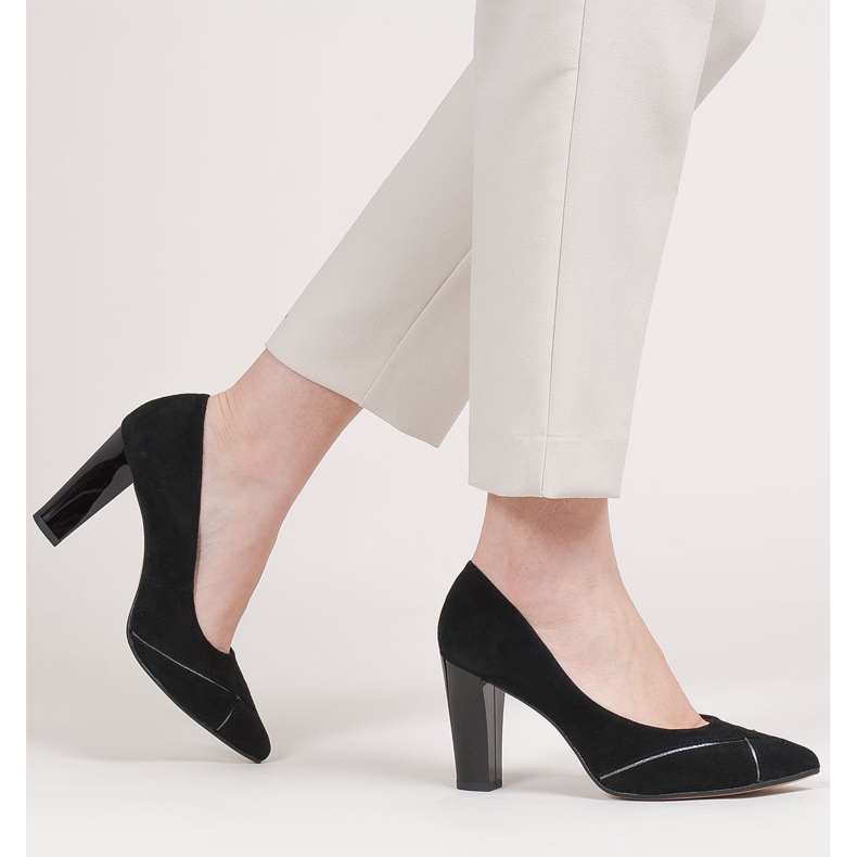 Marco Shoes Black suede pumps with a pattern 2