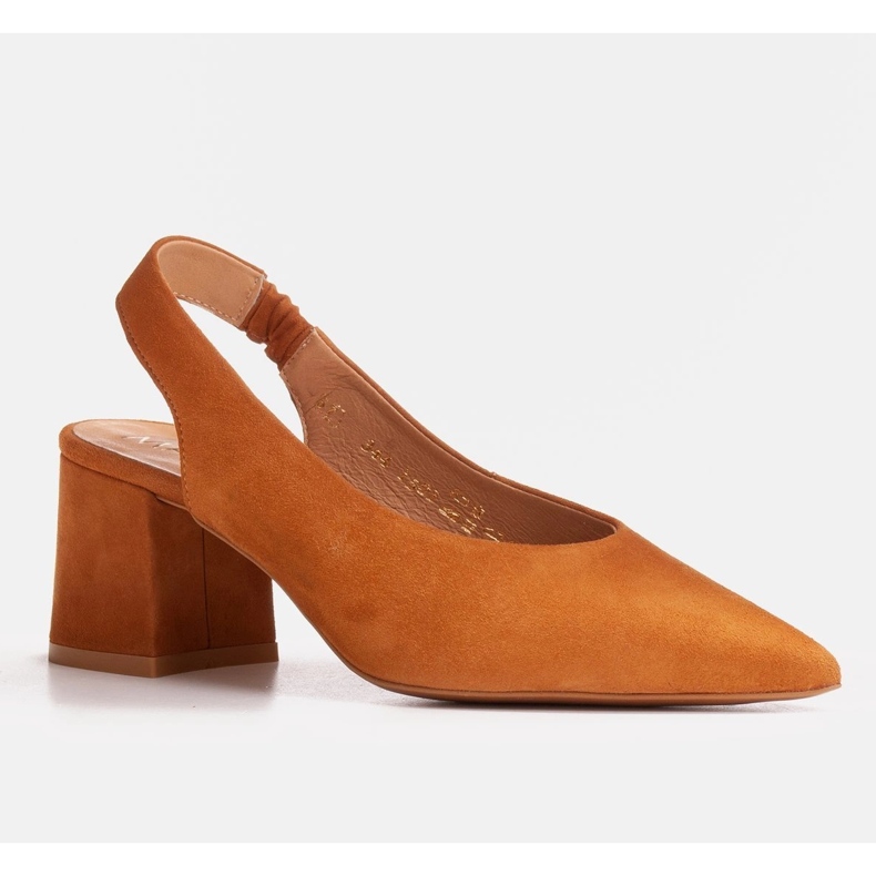 Marco Shoes Brown pumps with a heel made of natural velor 2