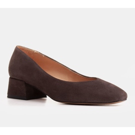 Marco Shoes Brown suede pumps with a V-neck 1