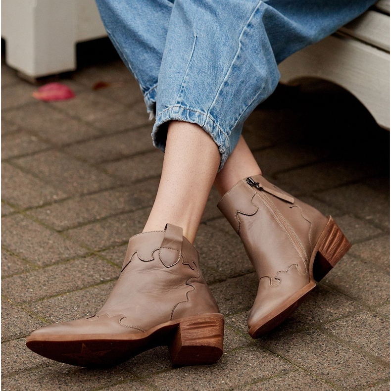 Marco Shoes Beige boots made of natural grain leather without insulation 1