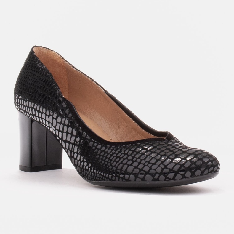 Smooth and comfortable black Marco Shoes pumps 1