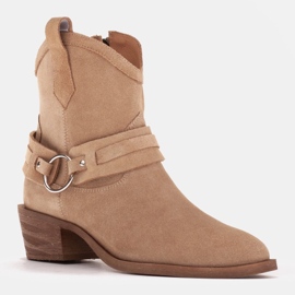 Marco Shoes Kaja cowboy boots with a decorative belt beige 1