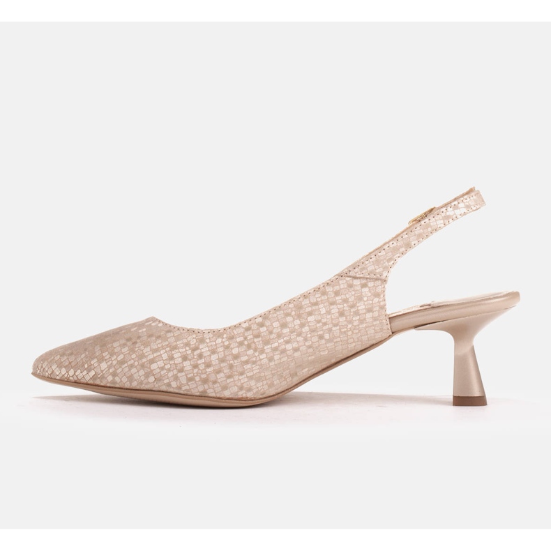 Marco Shoes Pumps made of delicate leather with a strap golden 1
