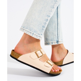 W. Potocki Varnished Potocki slippers beige 2