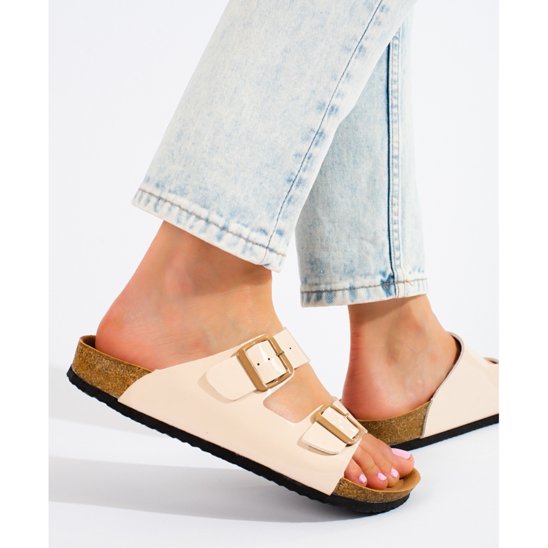 W. Potocki Varnished Potocki slippers beige 2