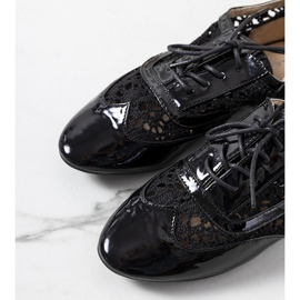 Black lacquered shoes from Brett 2