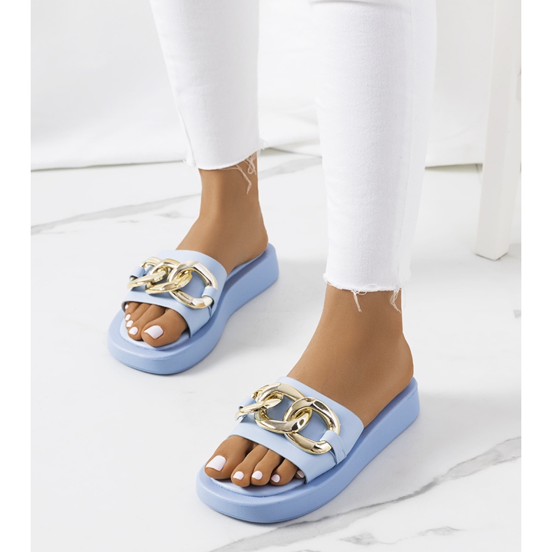 Blue slippers with Bragg chain 1