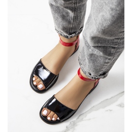 Black and red lacquered sandals from Besselsen 1