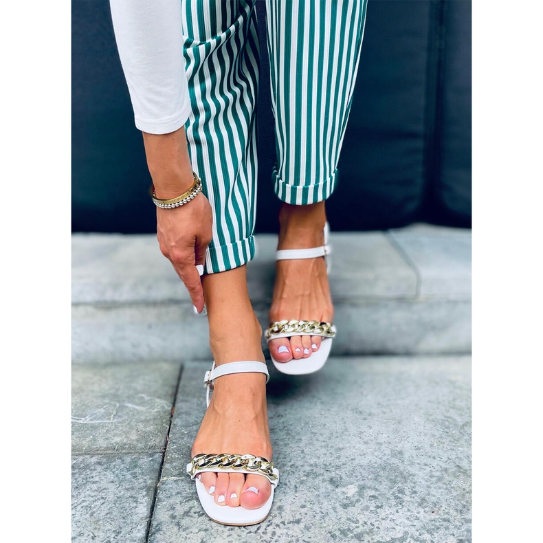 Low-heeled sandals from Daphne White 1