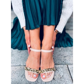 Daphne Beige low-heeled sandals 1