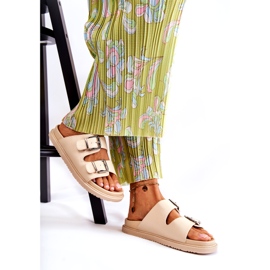 PJ1 Classic Women's Beige Slip-ons Weston 1