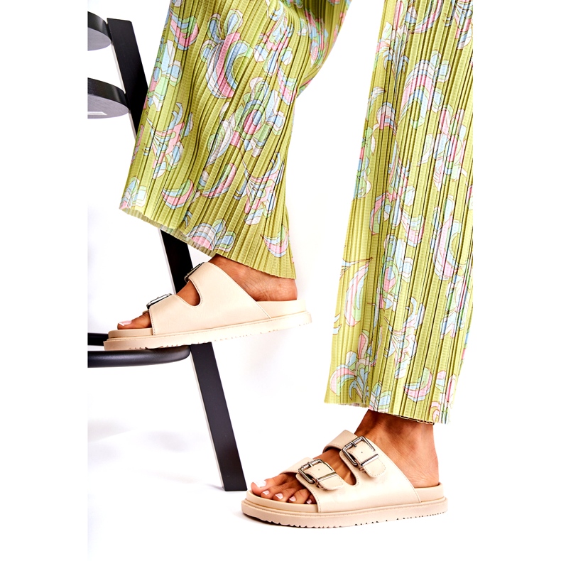 PJ1 Classic Women's Beige Slip-ons Weston 4