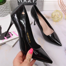 Black Vinceza stiletto pumps 2