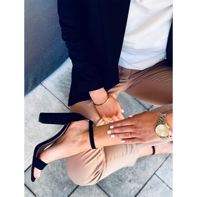 High-heeled sandals from Ariel Black Suede 1