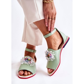 Women's Leather Sandals With Green Nevassa Decoration 2