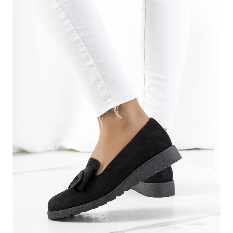 Black shoes on the Poolse wedge 1