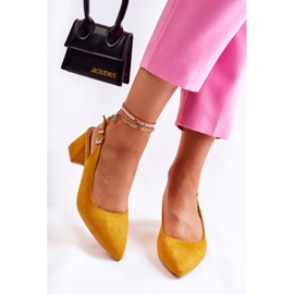 WS1 Suede Pumps In Spitz Yellow Ashley 1