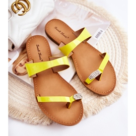 Women's Yellow Lacquered Flip-flops Jimena 1