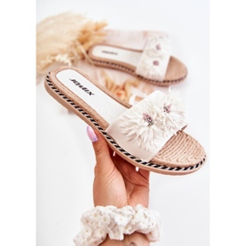 WJ1 Women's Slippers With Fabric Flowers White Susana 1