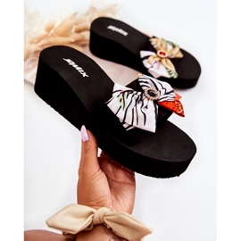 WJ1 Women's White Silana Foam Wedge Slippers multicolored 1