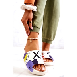 Rubber flip -flops with white print 1