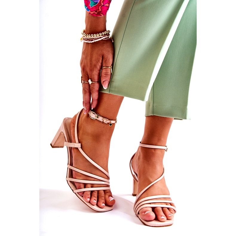 WS1 Classic Lacquered Sandals On High Heels Beige Milani 1
