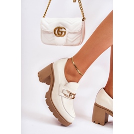 PL5 Leather shoes on a pillar with a golden decoration light beige Mikeyla 5