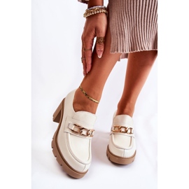 Leather shoes on a pillar with a golden decoration light beige Mikeyla 1