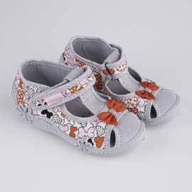 Girls slippers Viggami Marysia bows grey 1 Girls slippers Viggami Marysia bows grey 1
