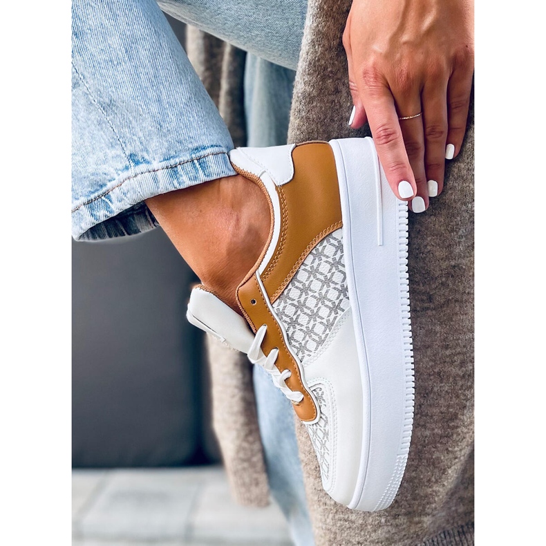 Glovi White women's sports shoes multicolored 1