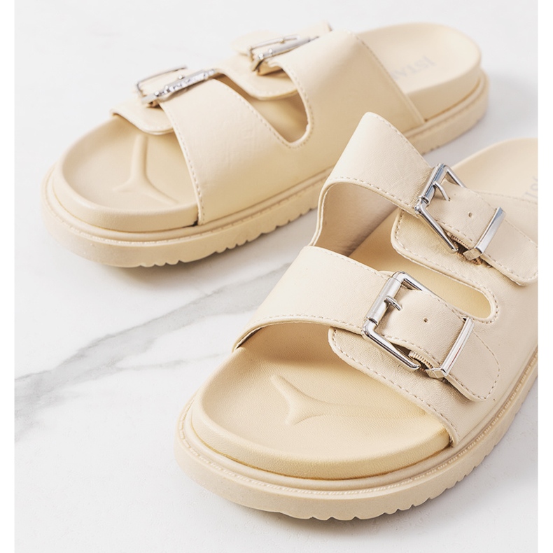 Grayson women's beige slippers 1