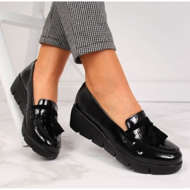 Black patent leather women's shoes Filippo 1