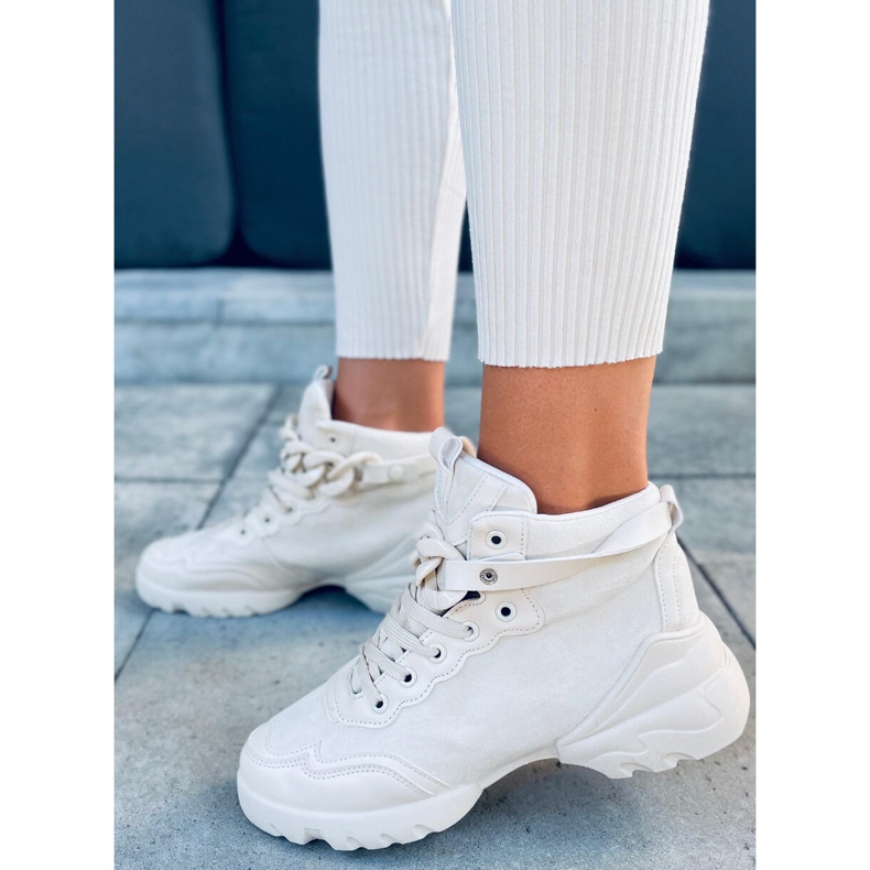 Sneakers with a detachable chain Peri Beige 1