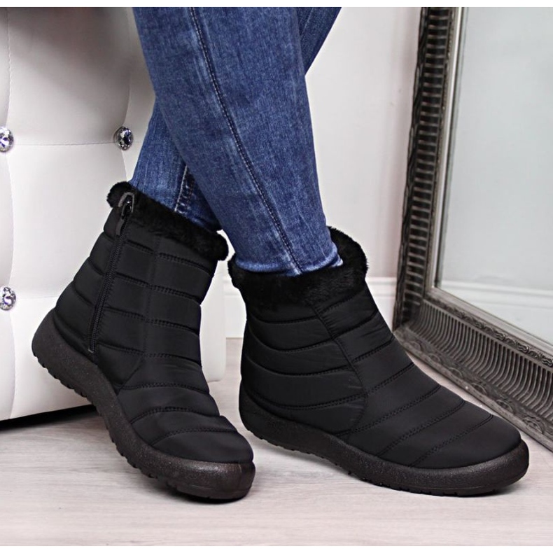 Waterproof snow boots with zipper News W EVE181A black 2