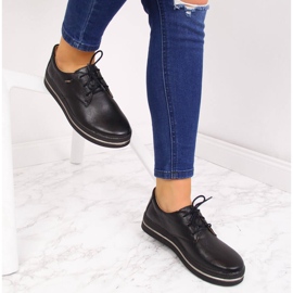 Black leather women's shoes Helios 380 1