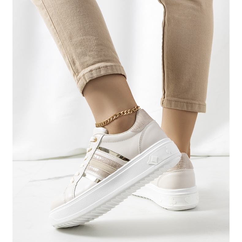 Beige sneakers on the Goldsmi platform white 1