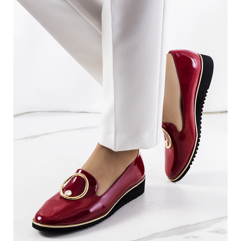 Red lacquered Kadyro shoes 1