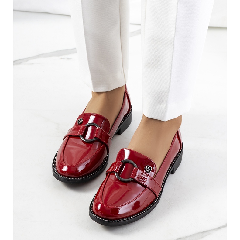 Red lacquered Aveni shoes 1