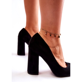 WT1 Classic Suede Pumps On Heel Black Reiser 3