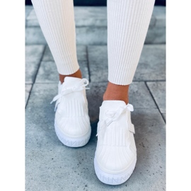 Melbo White women's sneakers 1