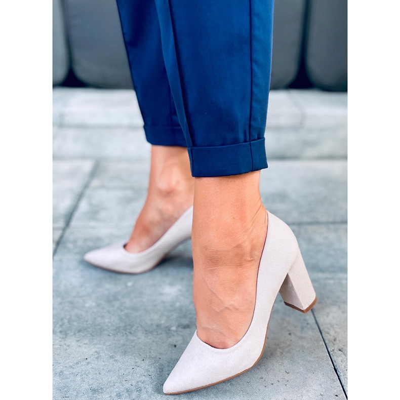 Pumps on the Aria Beige post 1