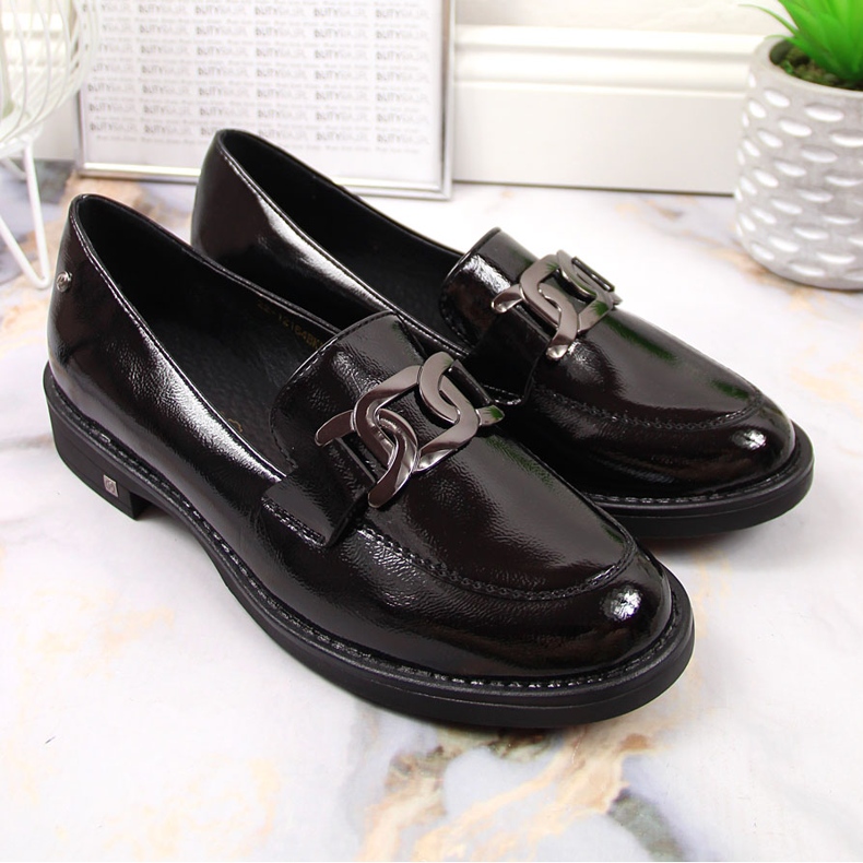 Women's black patent lacquered loafers Potocki 1