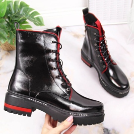 Women's lacquered and insulated black Filippo workers 1