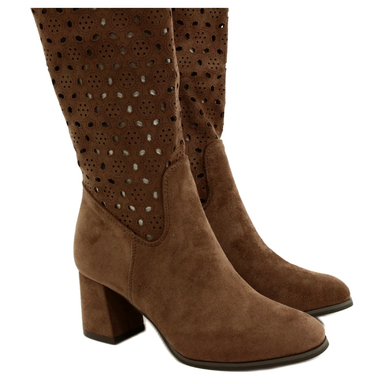 M.Daszyński Openwork boots on a brown post SA156-10 4