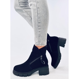 Alaska Black high-soled boots 2