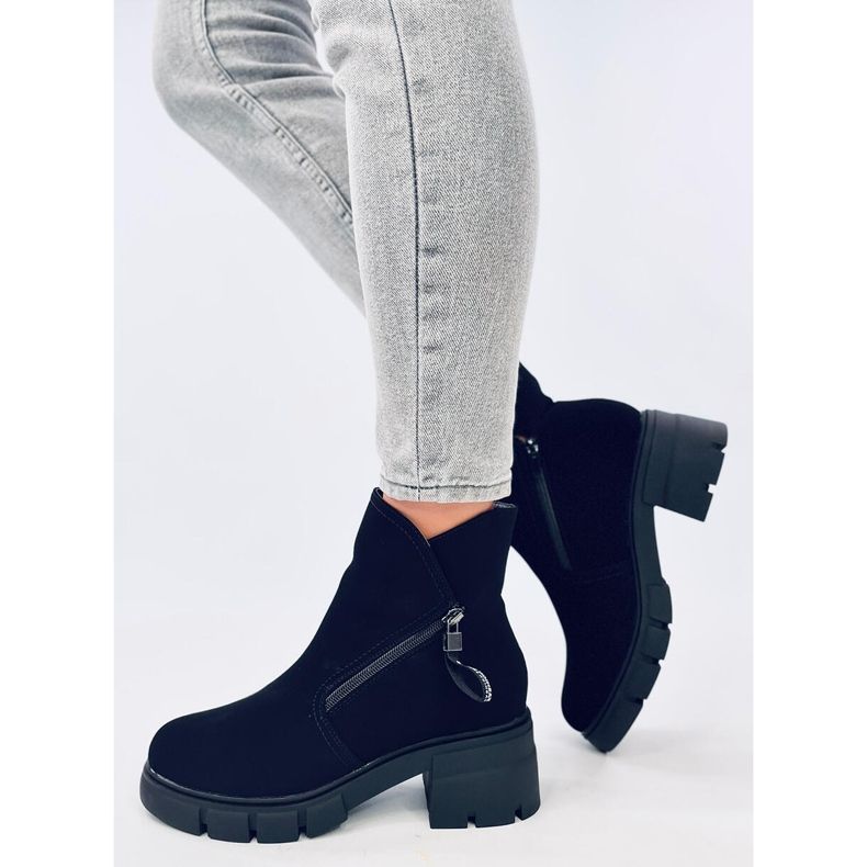 Alaska Black high-soled boots 2